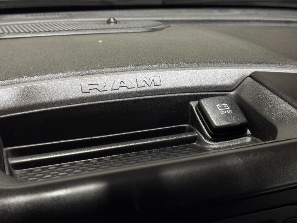 2023 RAM 2500 Image 25