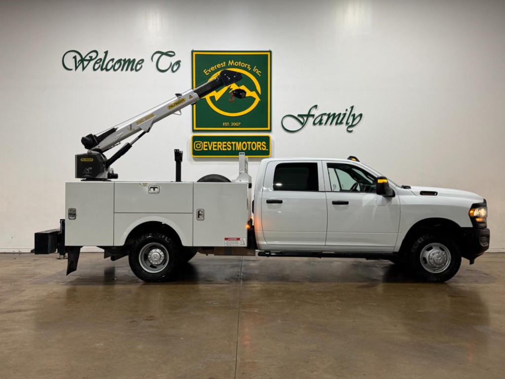2024 RAM 3500 Image 13
