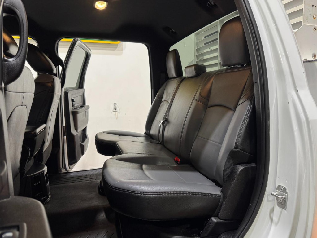 2024 RAM 3500 Image 22