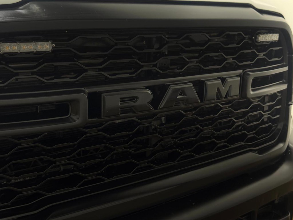 2024 RAM 3500 Image 57