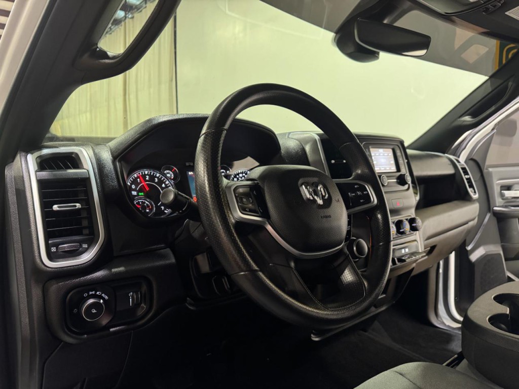 2023 RAM 2500 Image 10