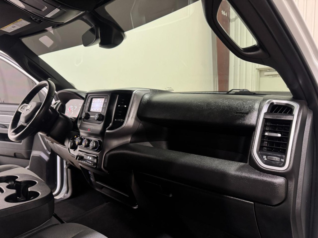 2023 RAM 2500 Image 11