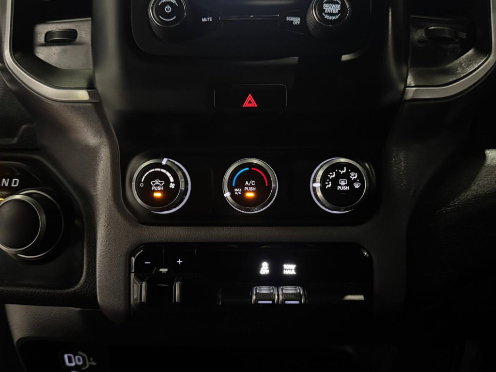 2023 RAM 2500 Image 27