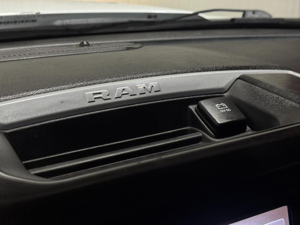 2023 RAM 2500 Image 31