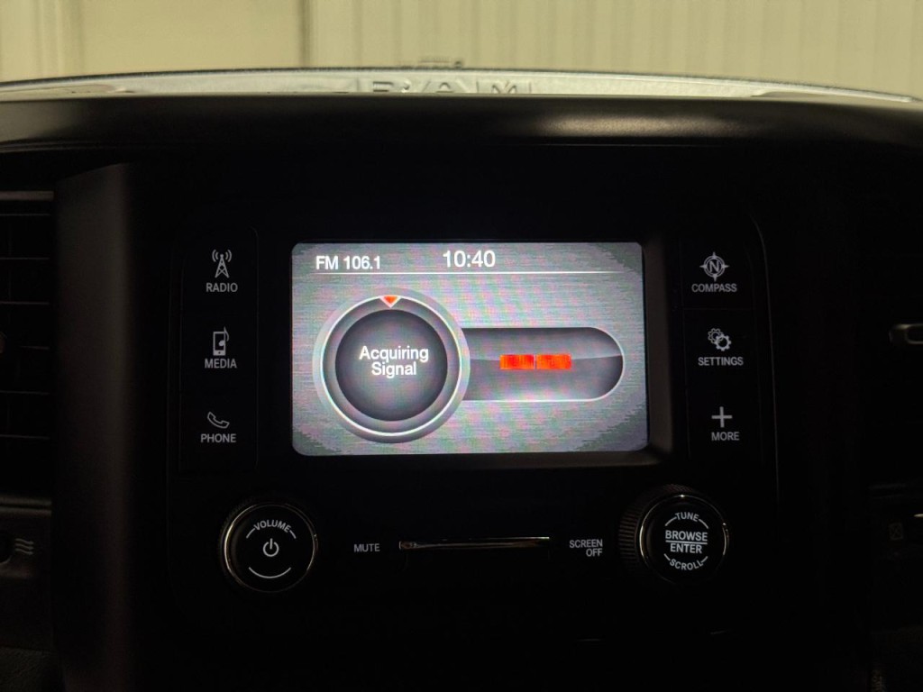 2023 RAM 2500 Image 33