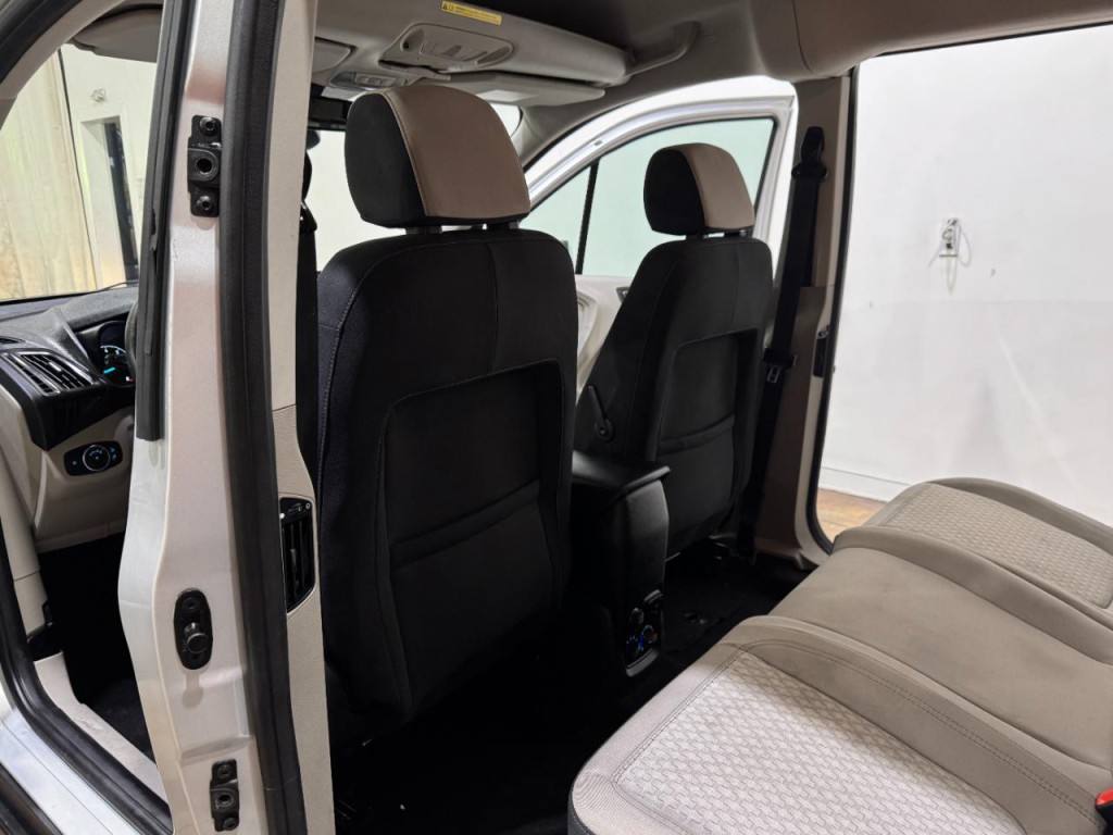 2022 Ford Transit Connect Image 17