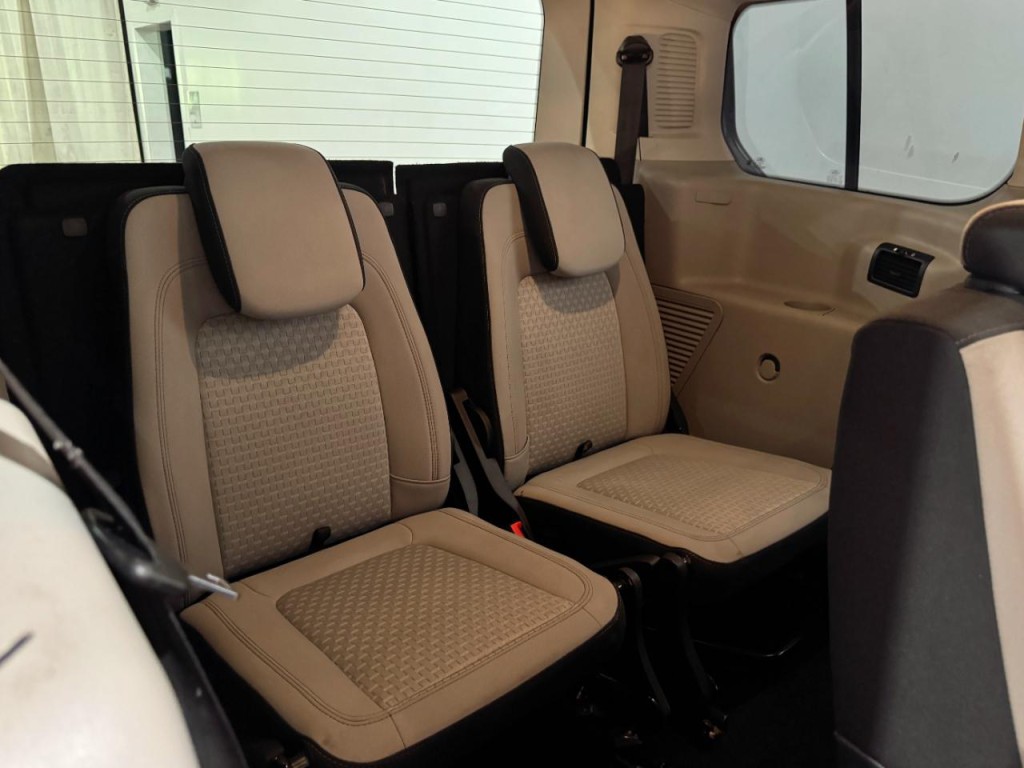 2022 Ford Transit Connect Image 18