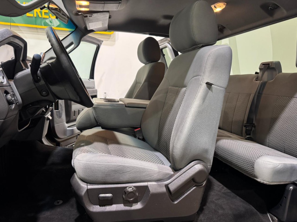 2012 Ford F-250 Image 12