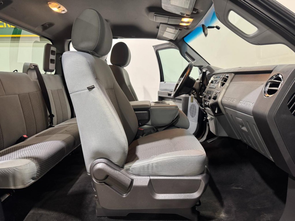 2012 Ford F-250 Image 13