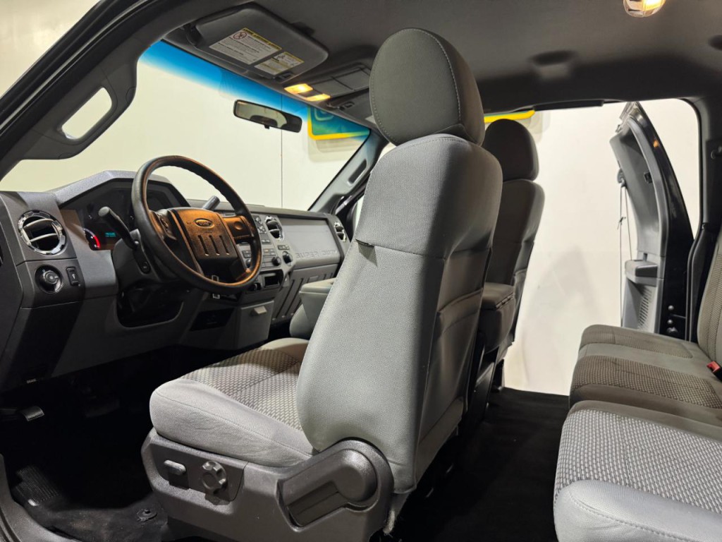 2012 Ford F-250 Image 14