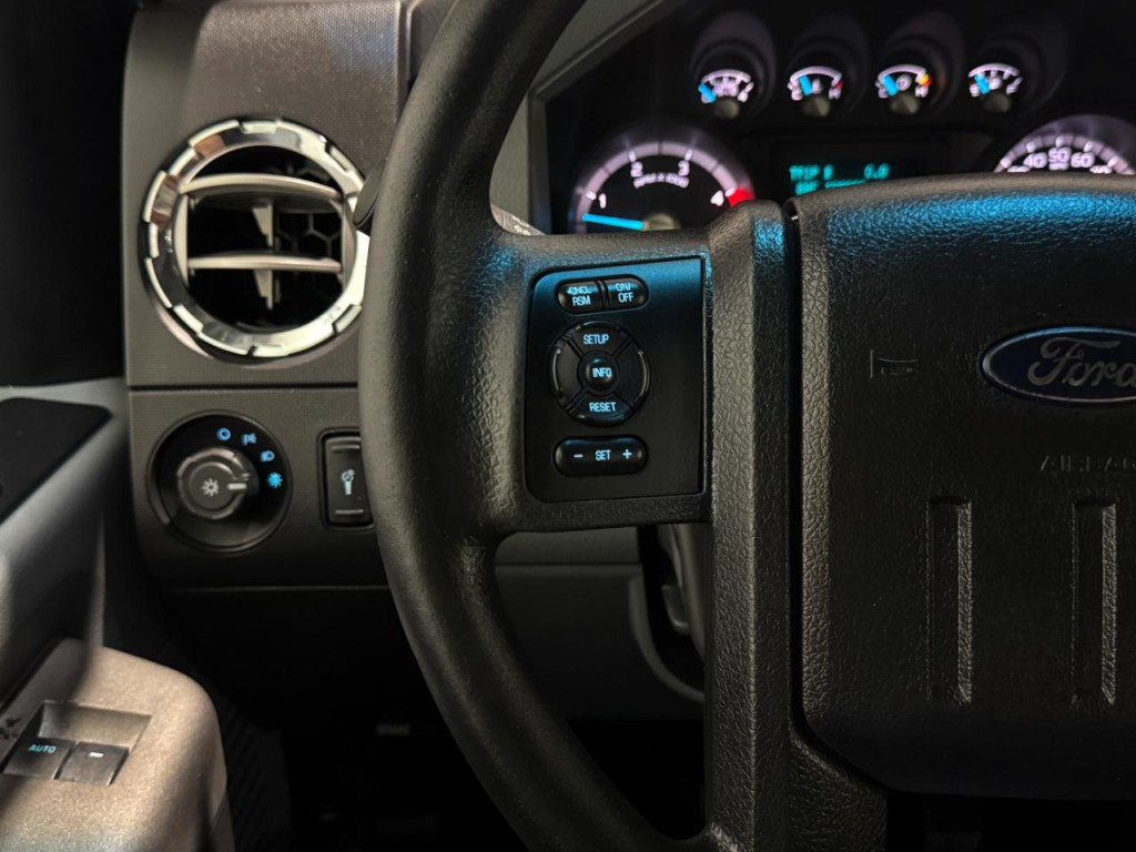 2012 Ford F-250 Image 21