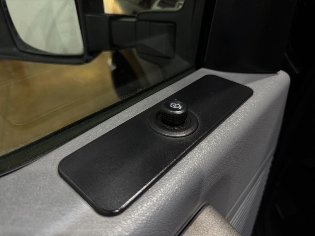 2012 Ford F-250 Image 29