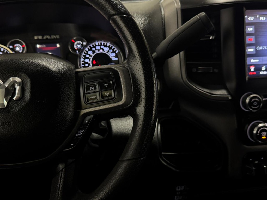 2021 RAM 3500 Image 23
