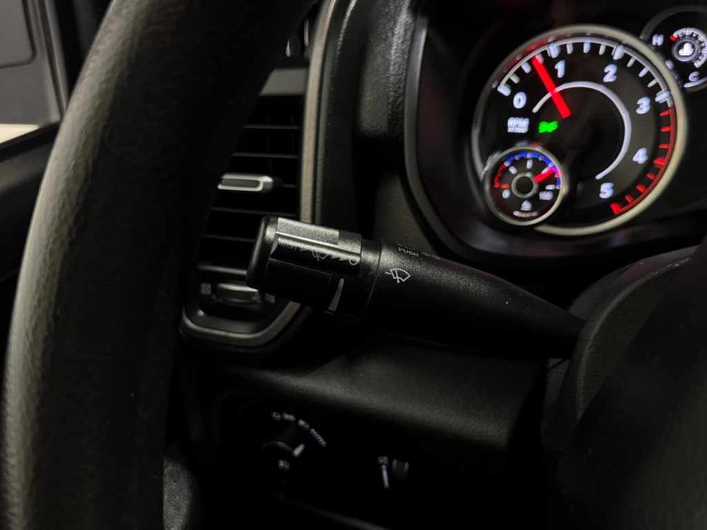 2021 RAM 3500 Image 24