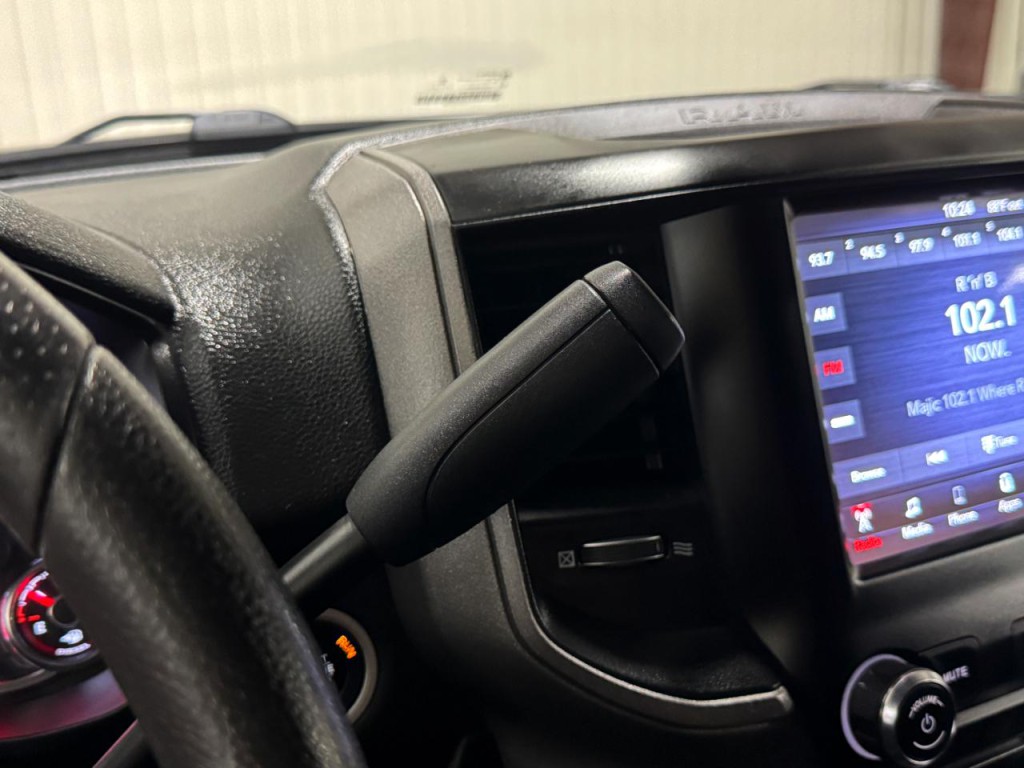 2021 RAM 3500 Image 25
