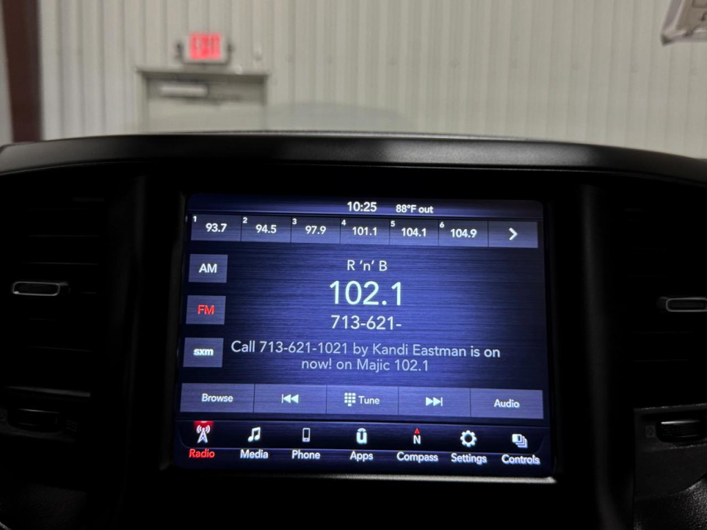 2021 RAM 3500 Image 33