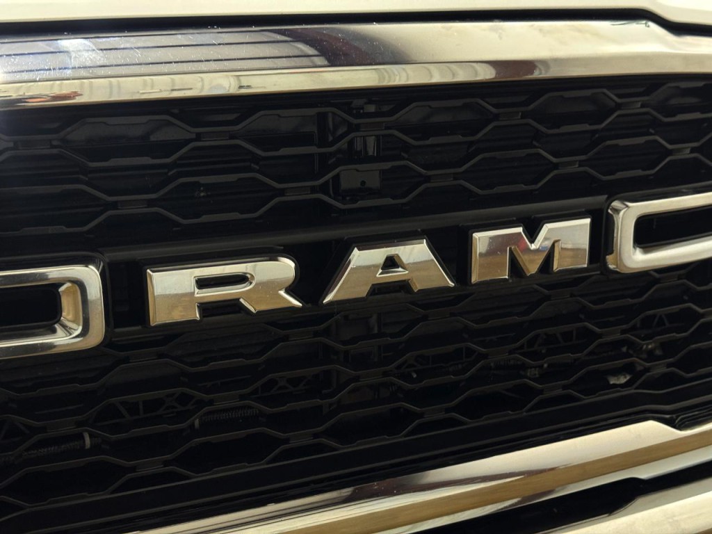 2021 RAM 3500 Image 46