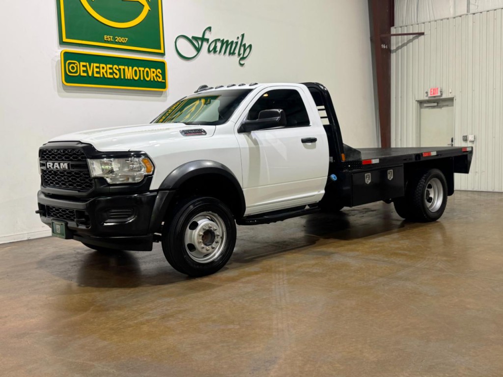 2022 RAM 5500 Image 3