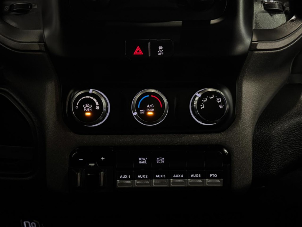 2022 RAM 5500 Image 19