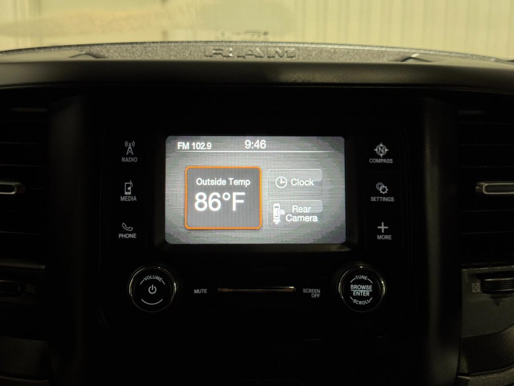 2022 RAM 5500 Image 29