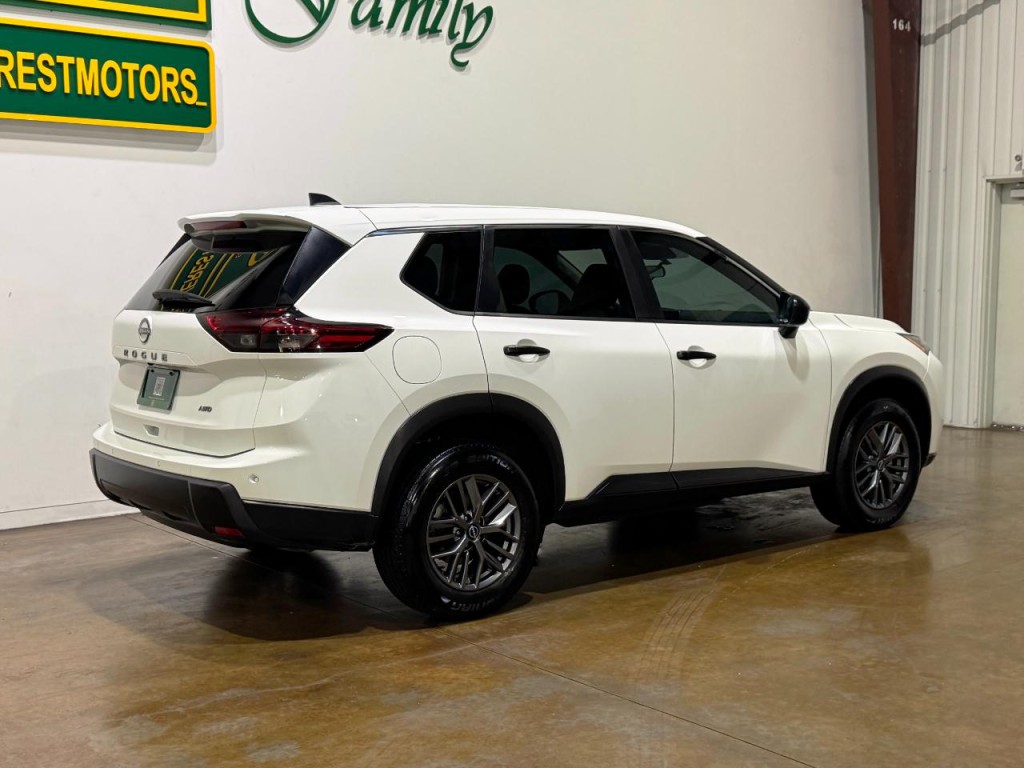 2025 Nissan Rogue Image 8