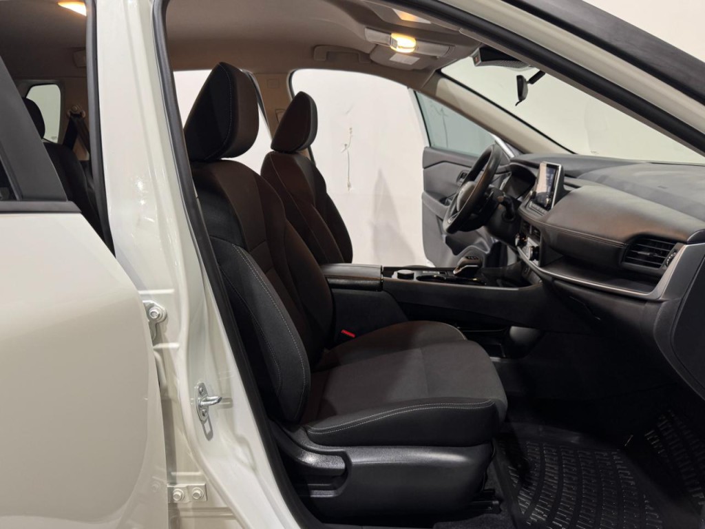 2025 Nissan Rogue Image 12