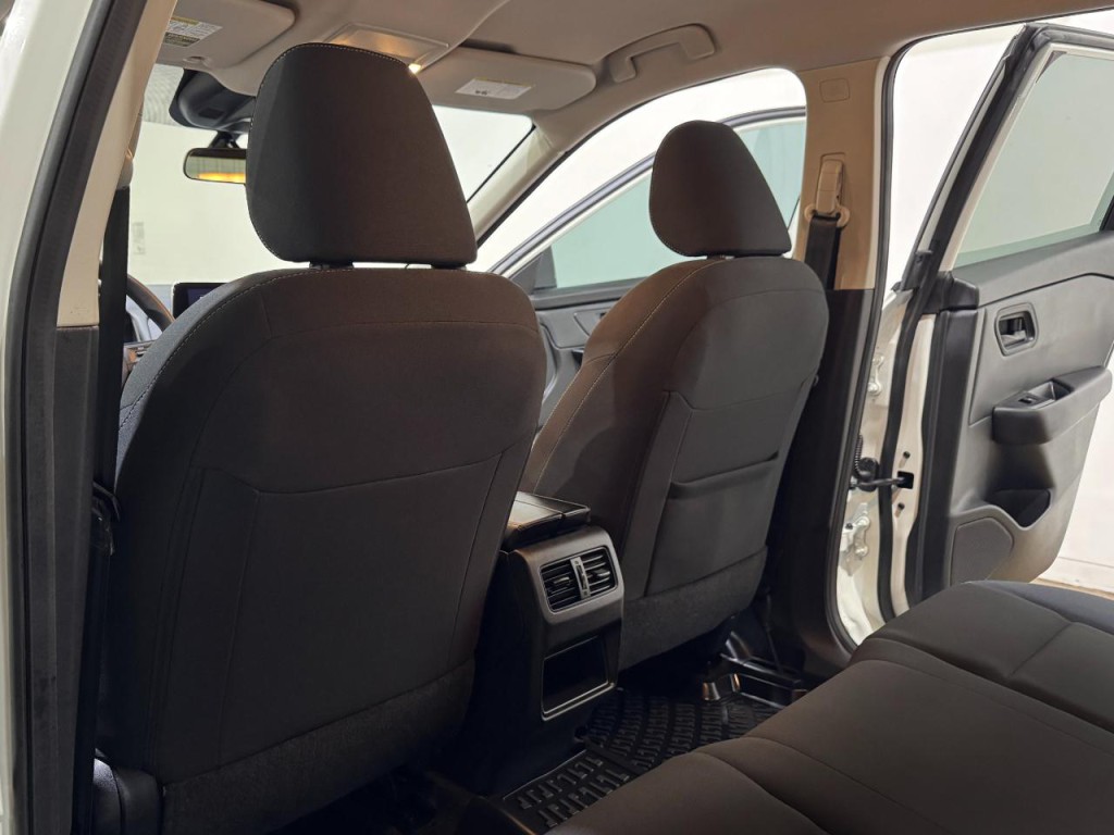2025 Nissan Rogue Image 15
