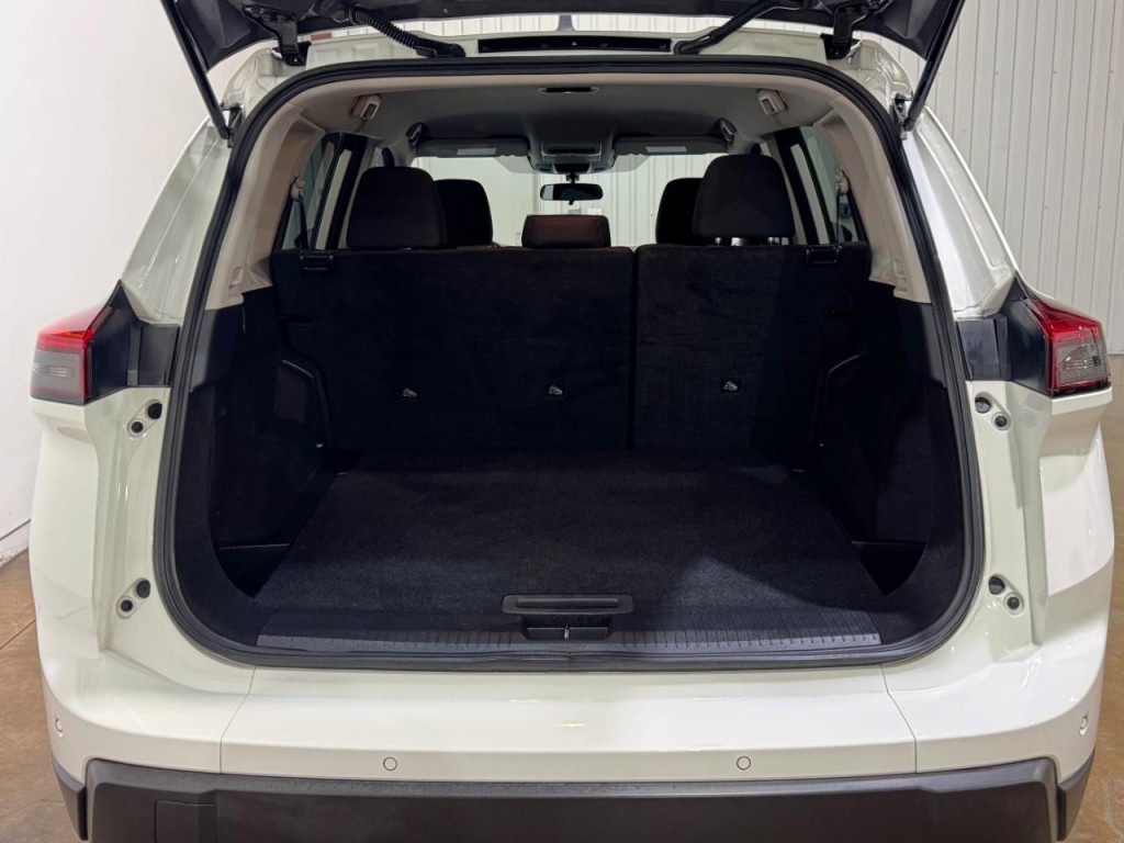 2025 Nissan Rogue Image 43