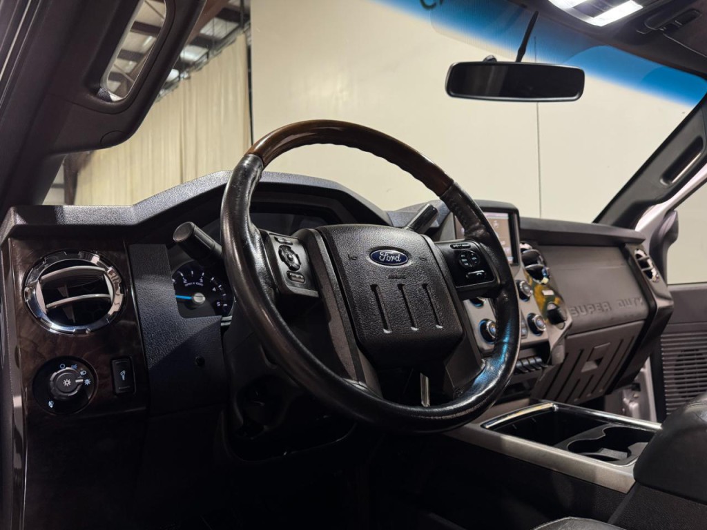 2014 Ford F-250 Image 10