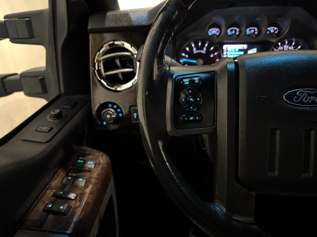2014 Ford F-250 Image 21