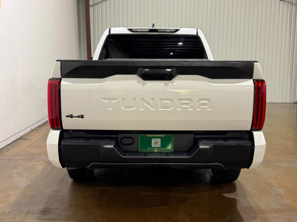 2024 Toyota Tundra Image 6