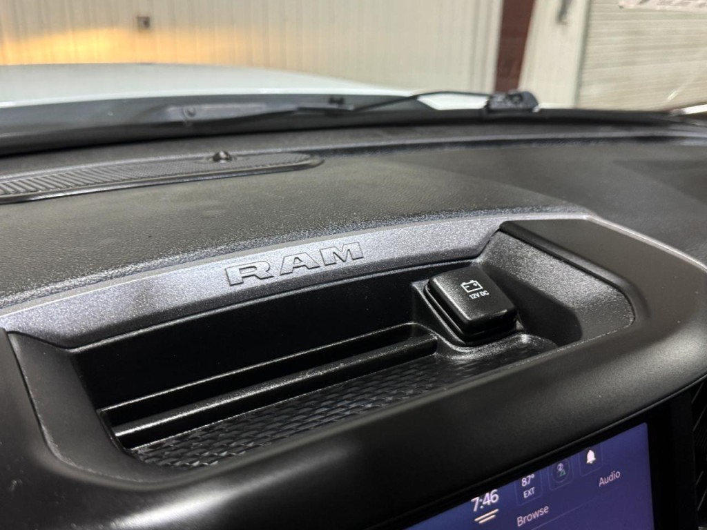 2022 RAM 2500 Image 32