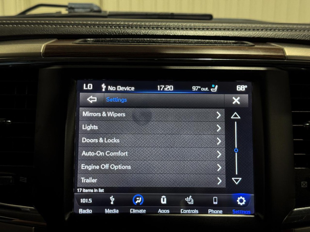2018 RAM 2500 Image 43