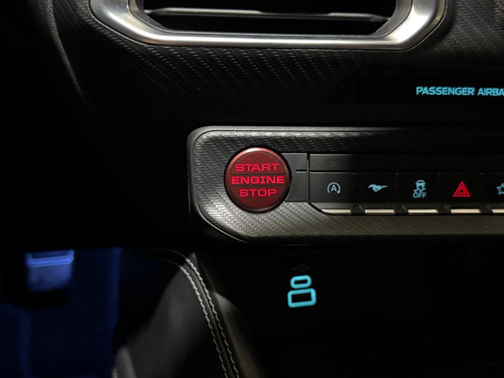 2024 Ford Mustang Image 25