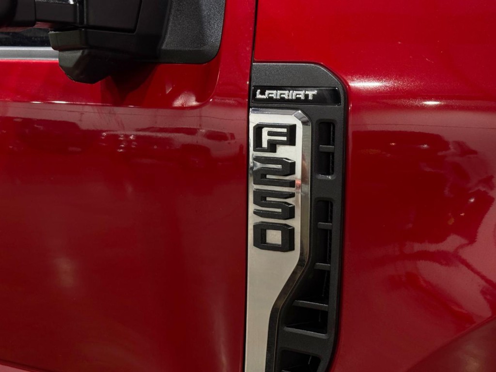 2024 Ford F-250 Image 60