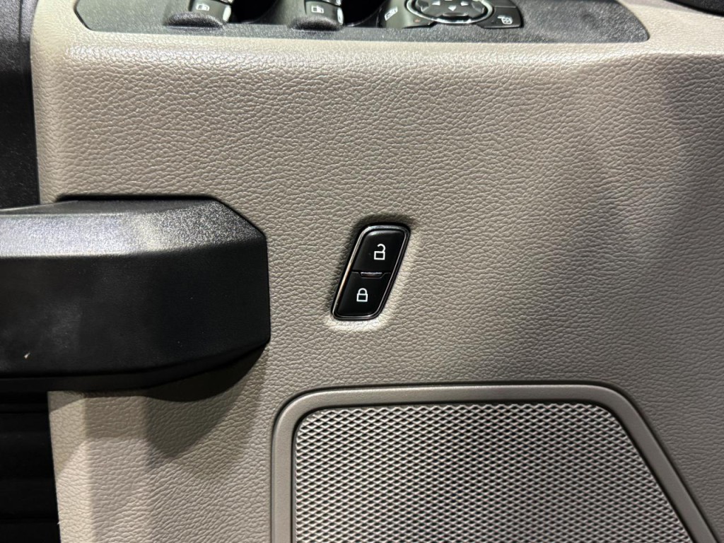 2018 Ford F-250 Image 32