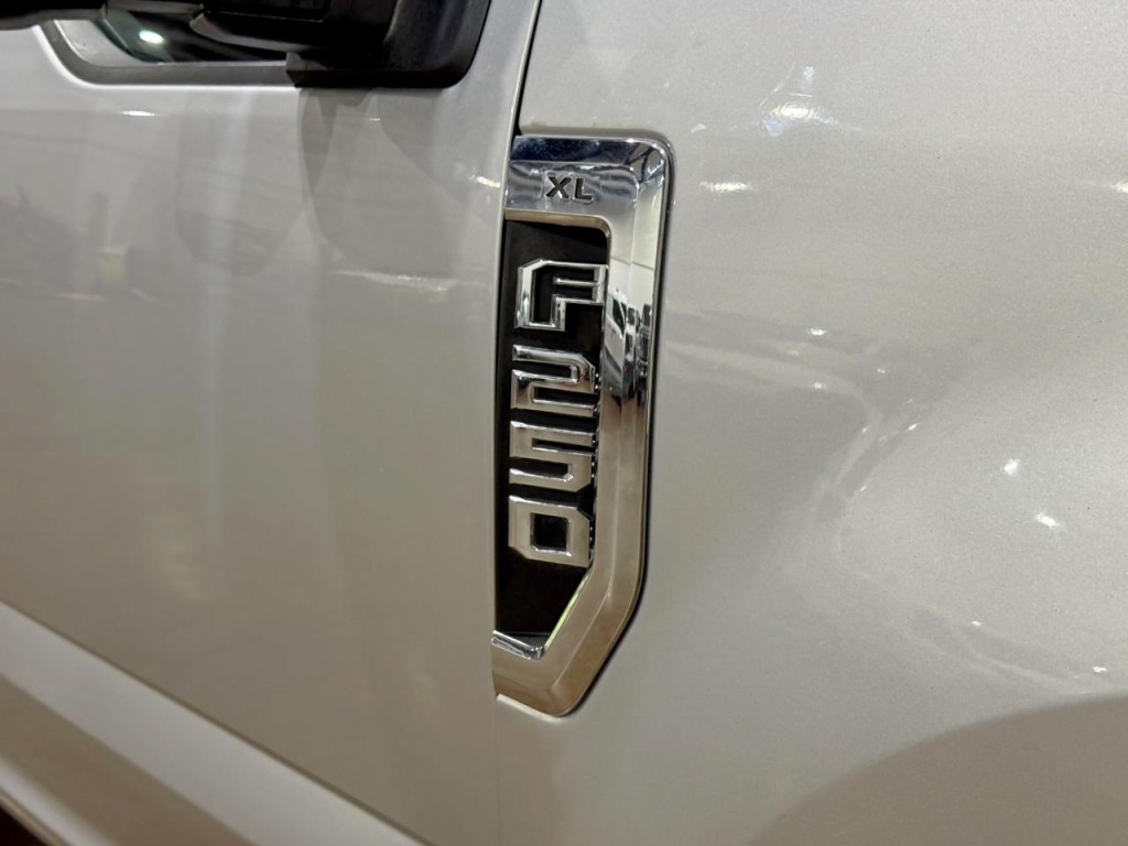 2018 Ford F-250 Image 55