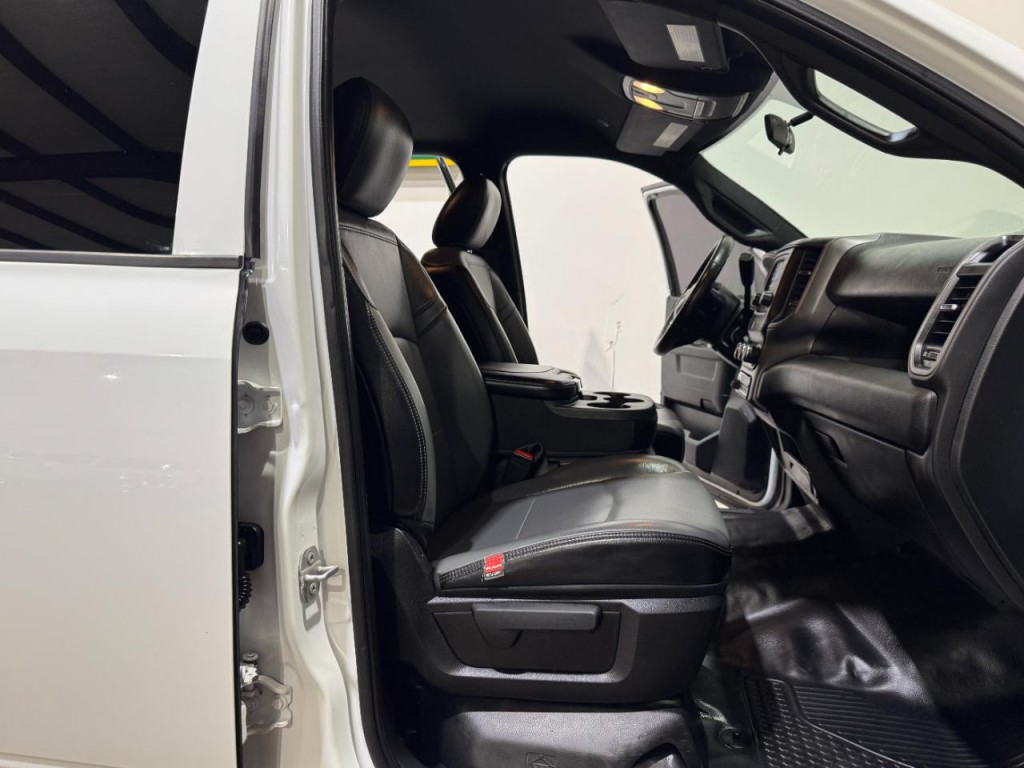 2022 RAM 5500 Image 14