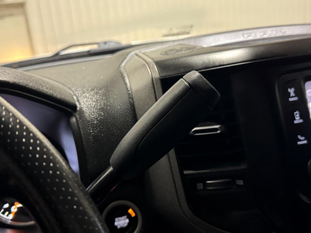 2022 RAM 5500 Image 25