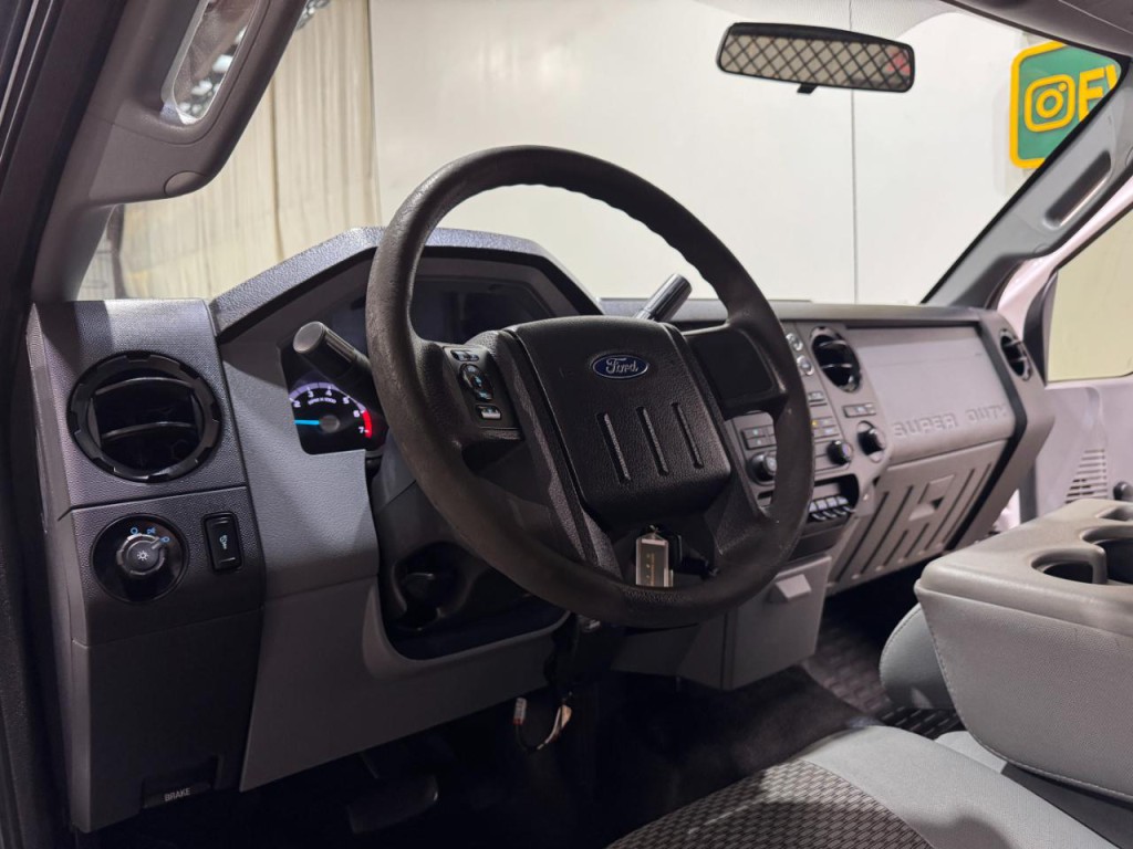 2016 Ford F-250 Image 10
