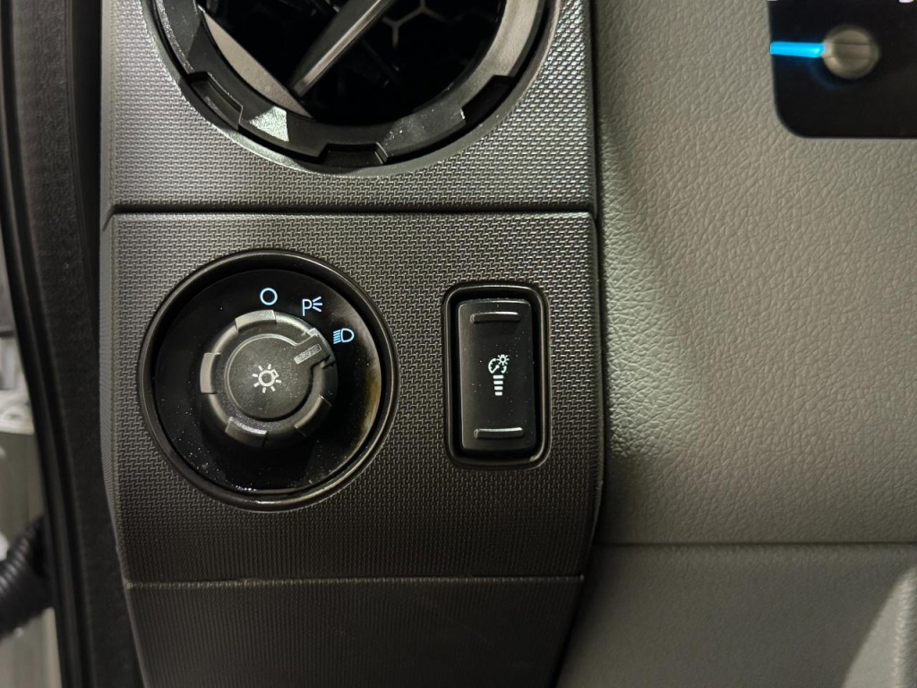 2016 Ford F-250 Image 17