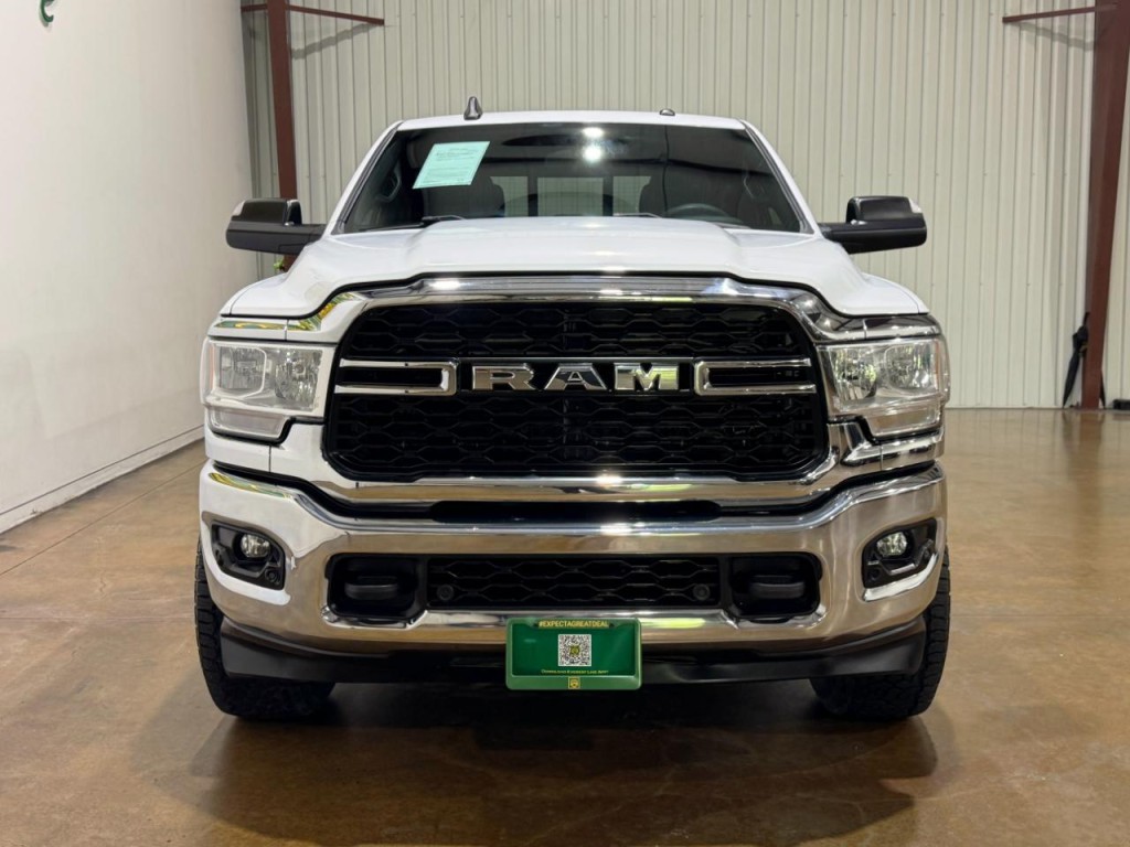 2022 RAM 2500 Image 2