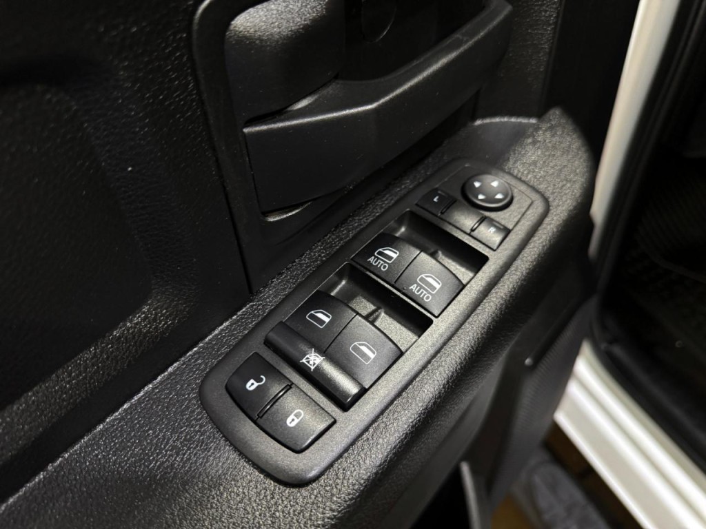 2022 RAM 2500 Image 28