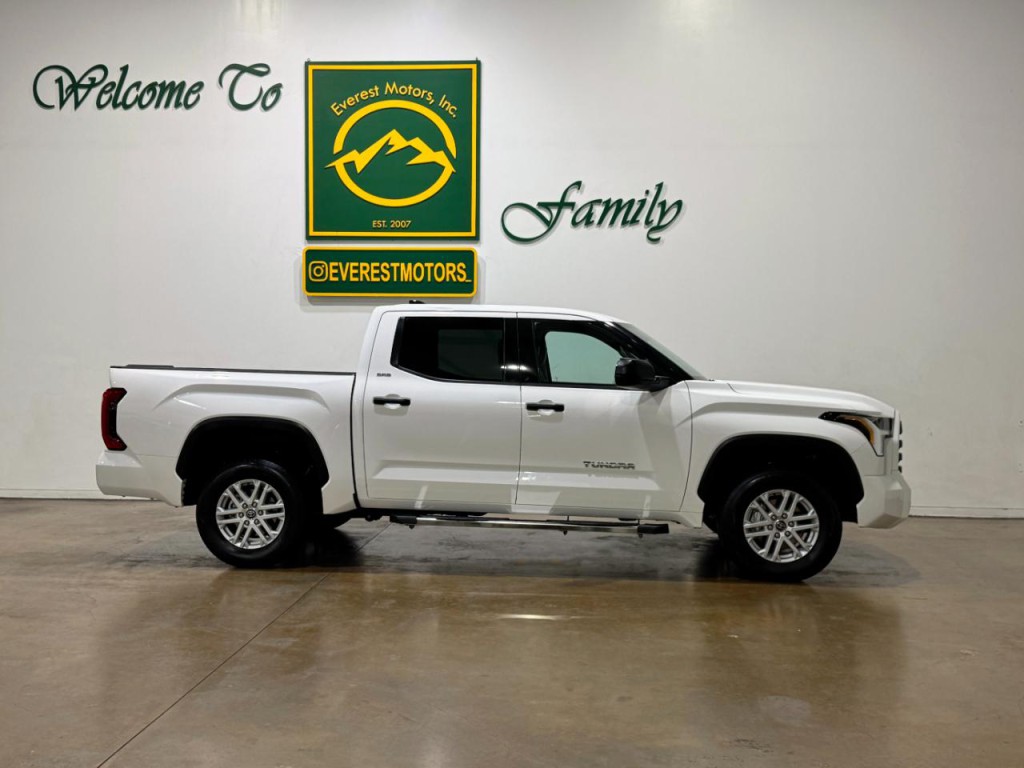 2022 Toyota Tundra Image 9