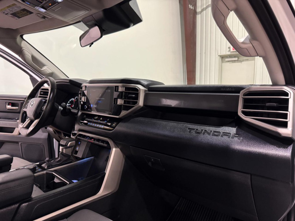 2022 Toyota Tundra Image 11