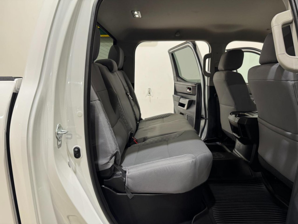 2022 Toyota Tundra Image 14