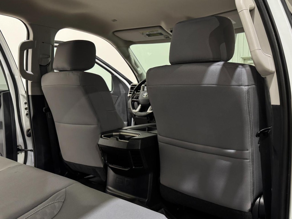 2022 Toyota Tundra Image 16