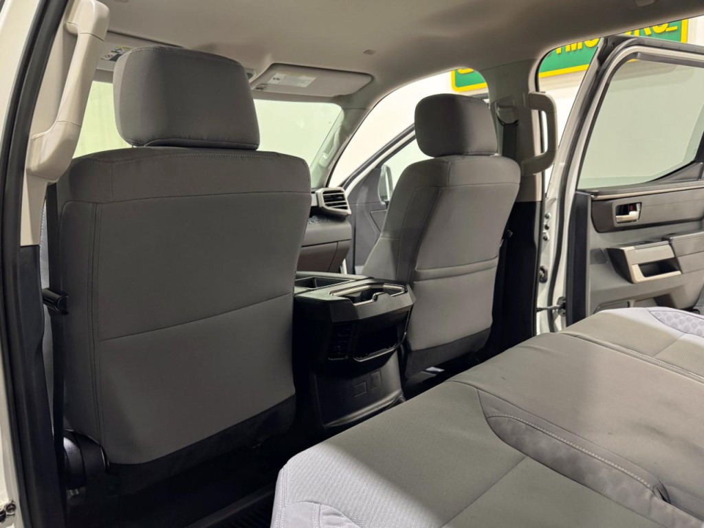 2022 Toyota Tundra Image 17