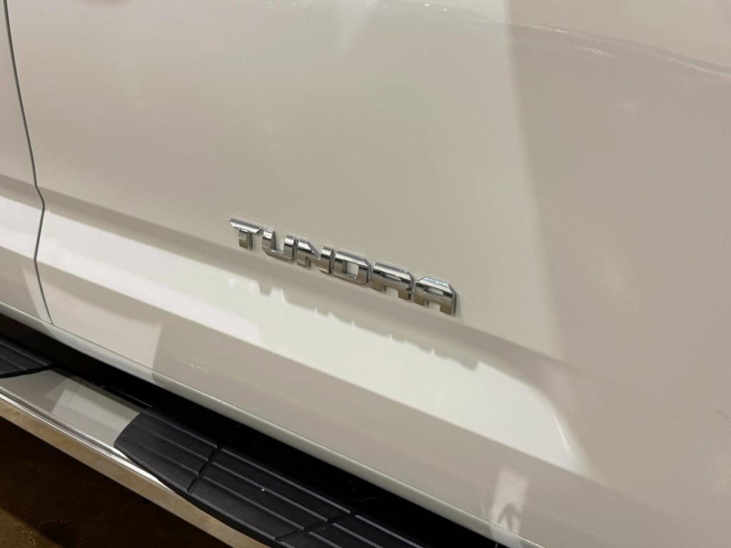2022 Toyota Tundra Image 45