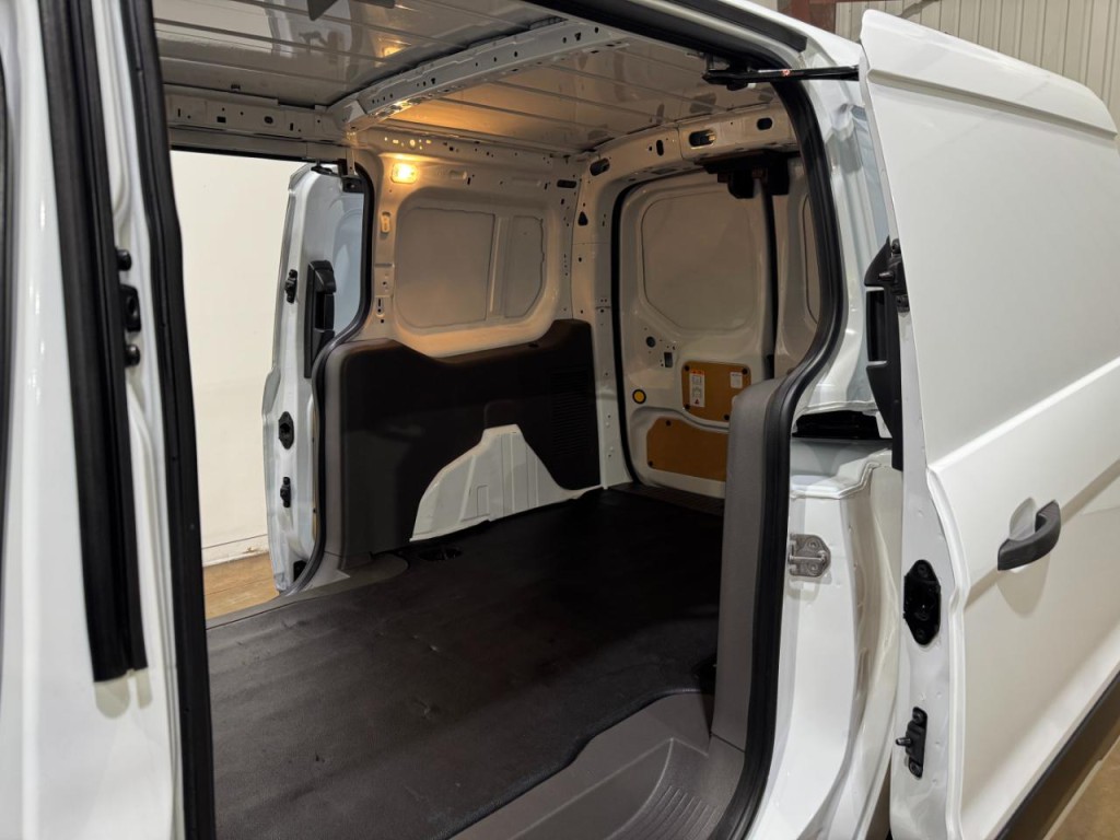 2022 Ford Transit Connect Image 35